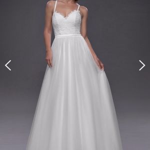 Brand New: Azazie Addy BG Wedding Dress